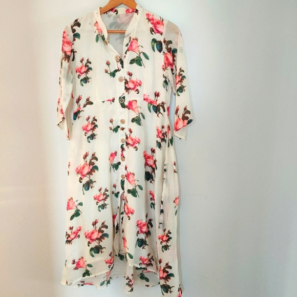 Dresses & Skirts - Floral maxi dress with asymmetrical hem Size 12